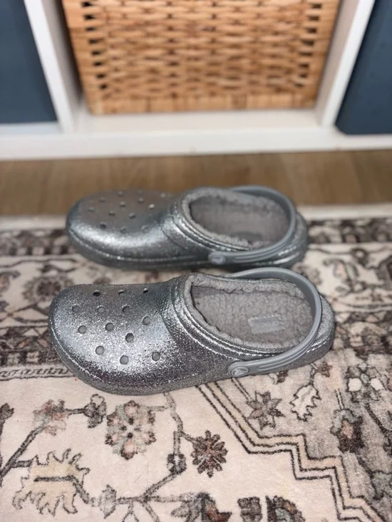 CROCS Glitter Fuzz-Lined brand new - Picture 3 of 7
